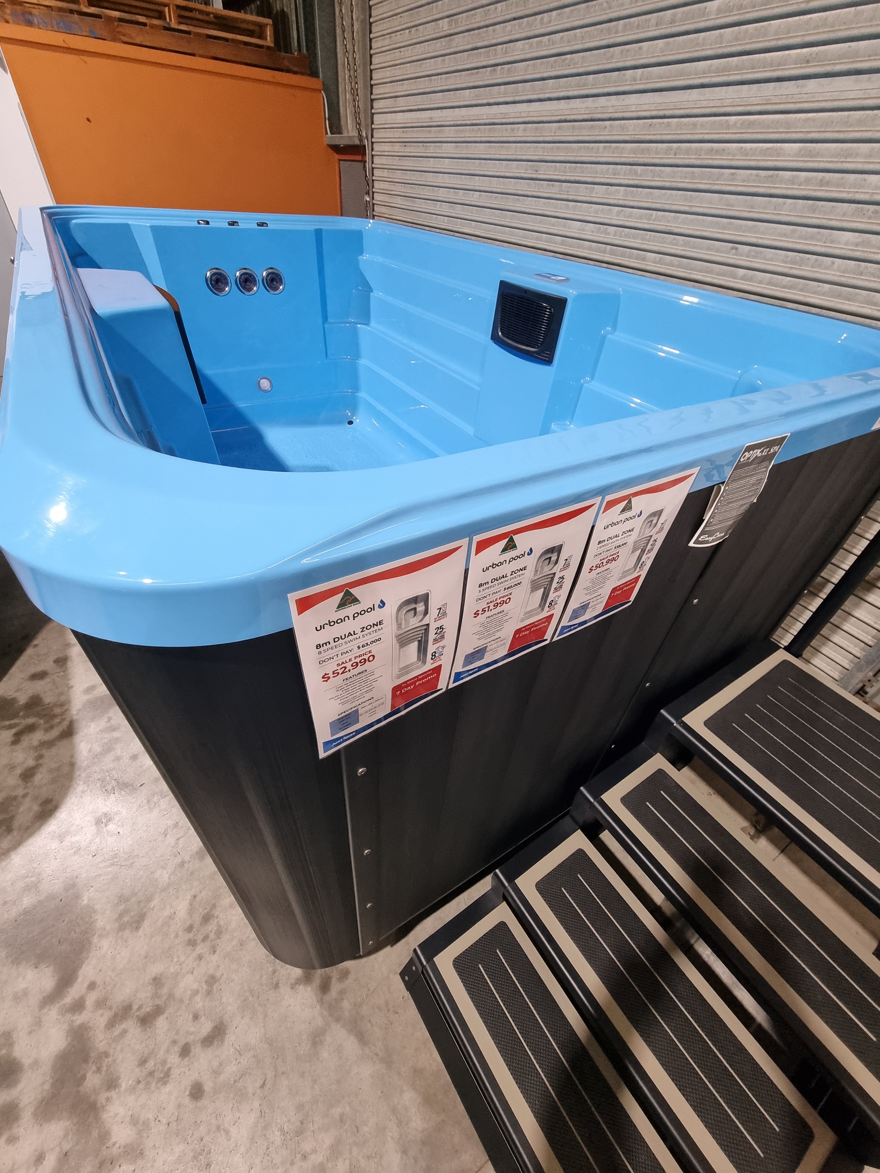 4m Urban Pool with 5 Speed Swim System