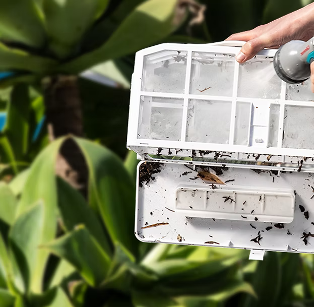 Robo-Charge - Cordless Robotic Pool Cleaner