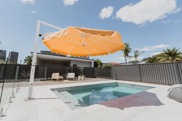 Deluxe California Dreamin' Outdoor Umbrella