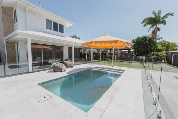 Deluxe California Dreamin' Outdoor Umbrella