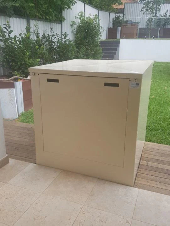 Pool Enclosure Two Compartments 2 x 1350 Wide