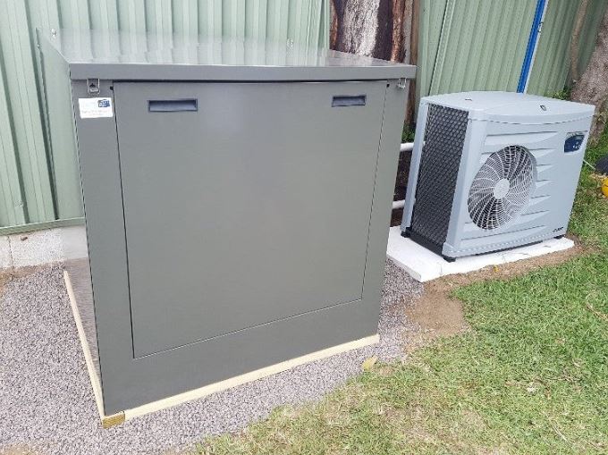 Pool Enclosure Two Compartments 2 x 900 Wide