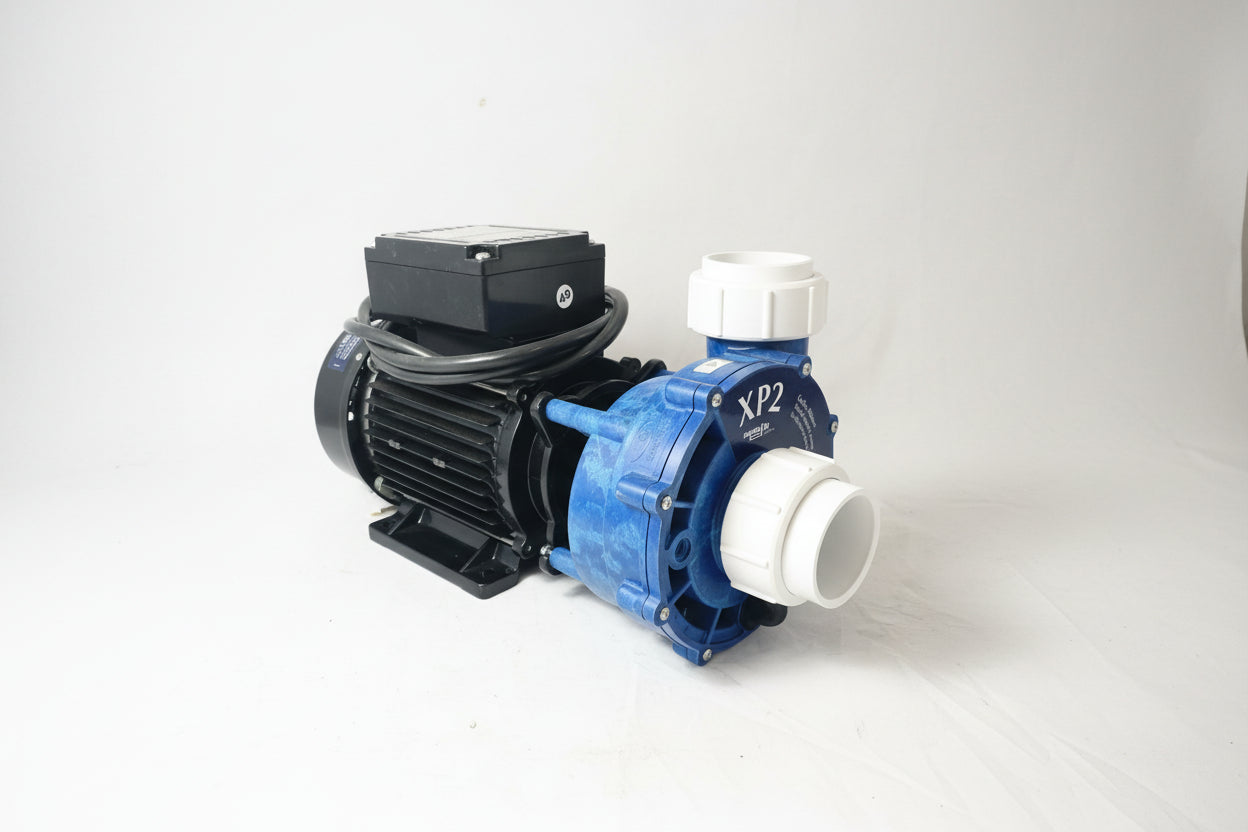 Gecko Aqua-Flo Maelstrom 0800-200001 two-speed spa pump with side discharge and 2-inch unions