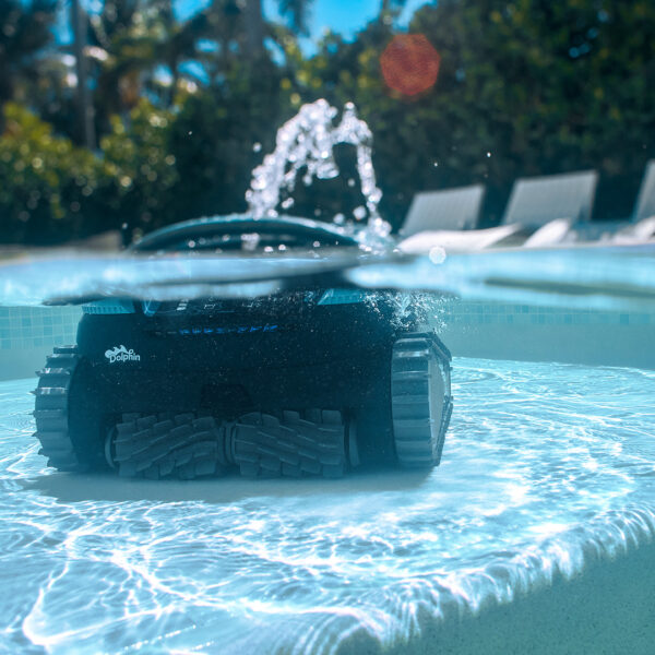 Dolphin Eon 100 Cordless Pool Cleaner - PRE-ORDER for SEPTEMBER