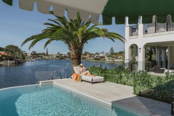DESIGNER PALM SPRINGS POOLSIDE UMBRELLA