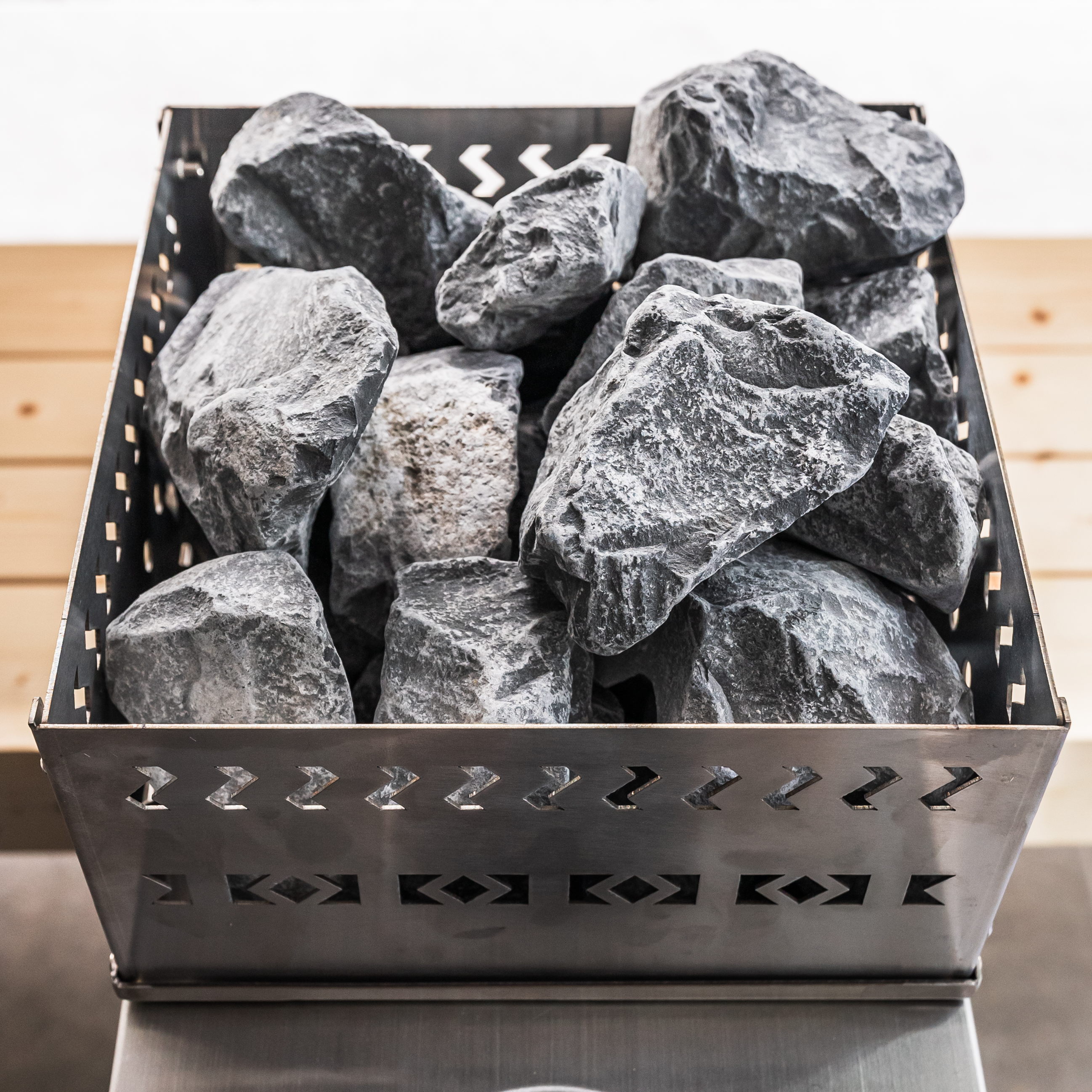 Silva™ Sauna Rocks for Wood Fired Sauna Heater Oven 16KG (Box of Rocks)