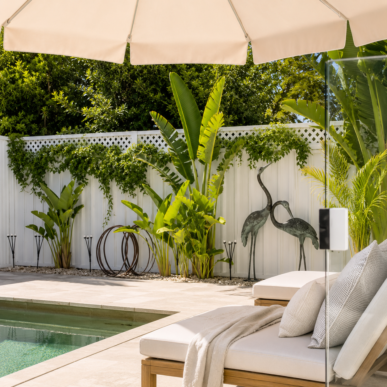 DESIGNER HAAUS POOLSIDE UMBRELLA