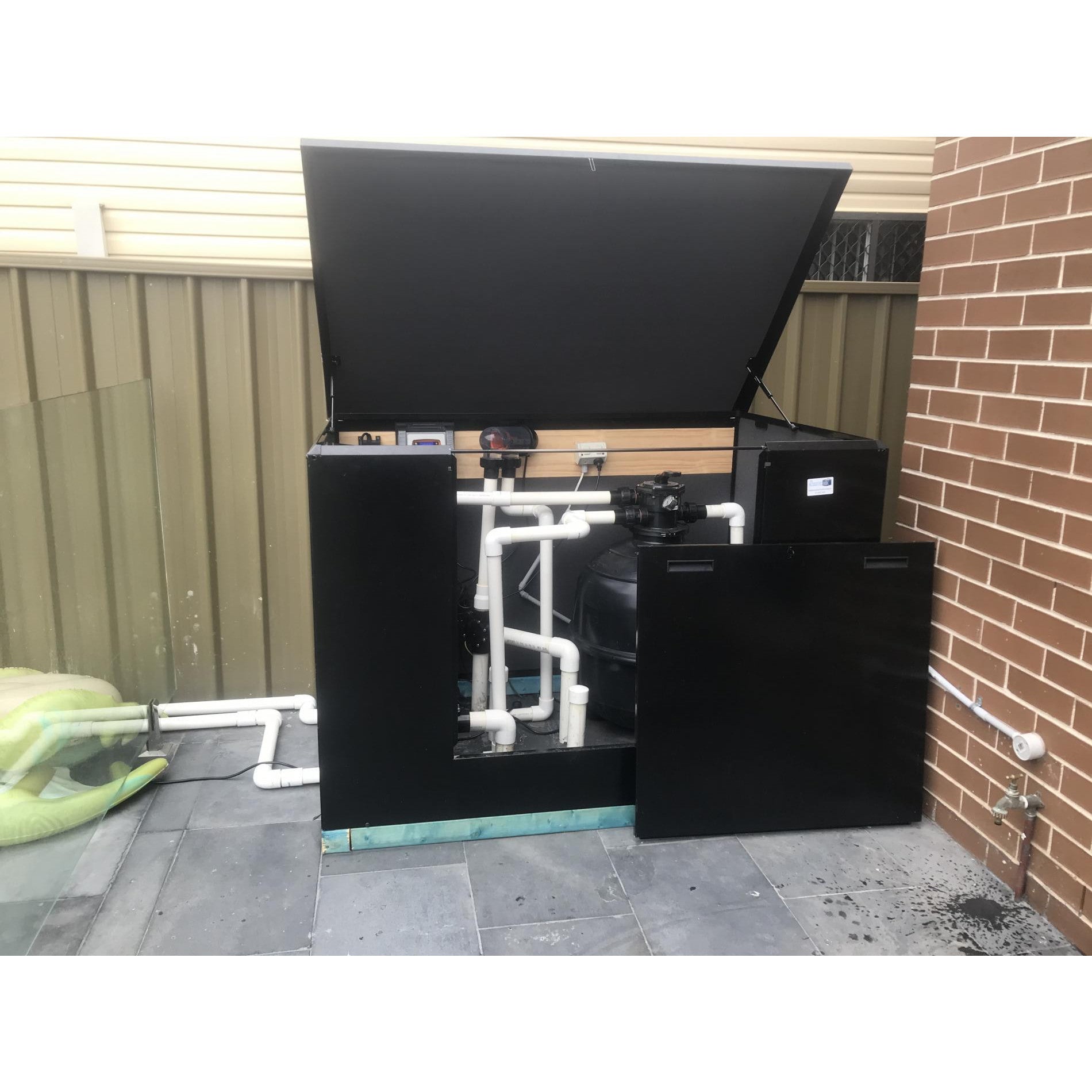 Pool Equipment Enclosure Two Compartments 2 x 900 Wide