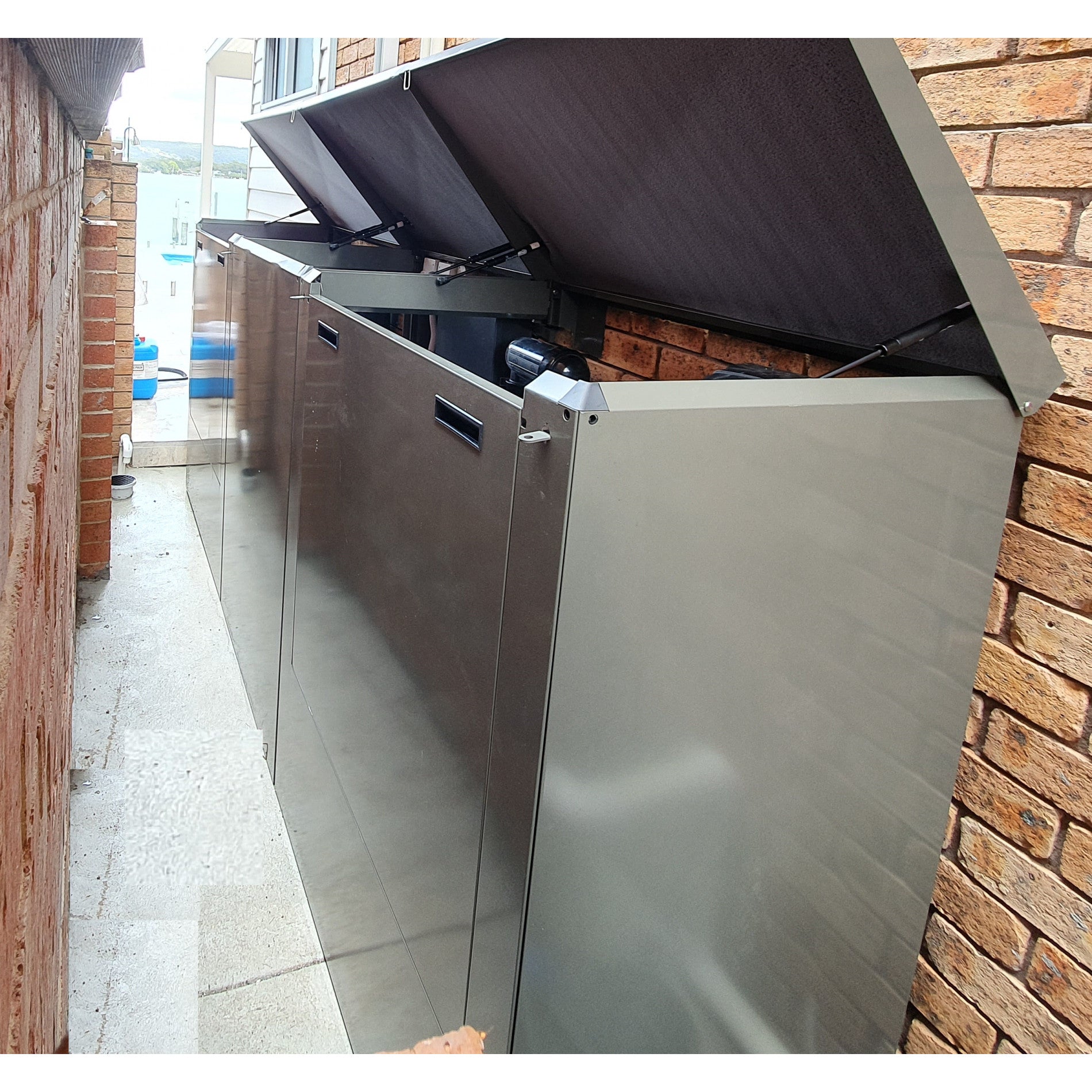 Pool Equipment Enclosure Two Compartments 2 x 900 Wide