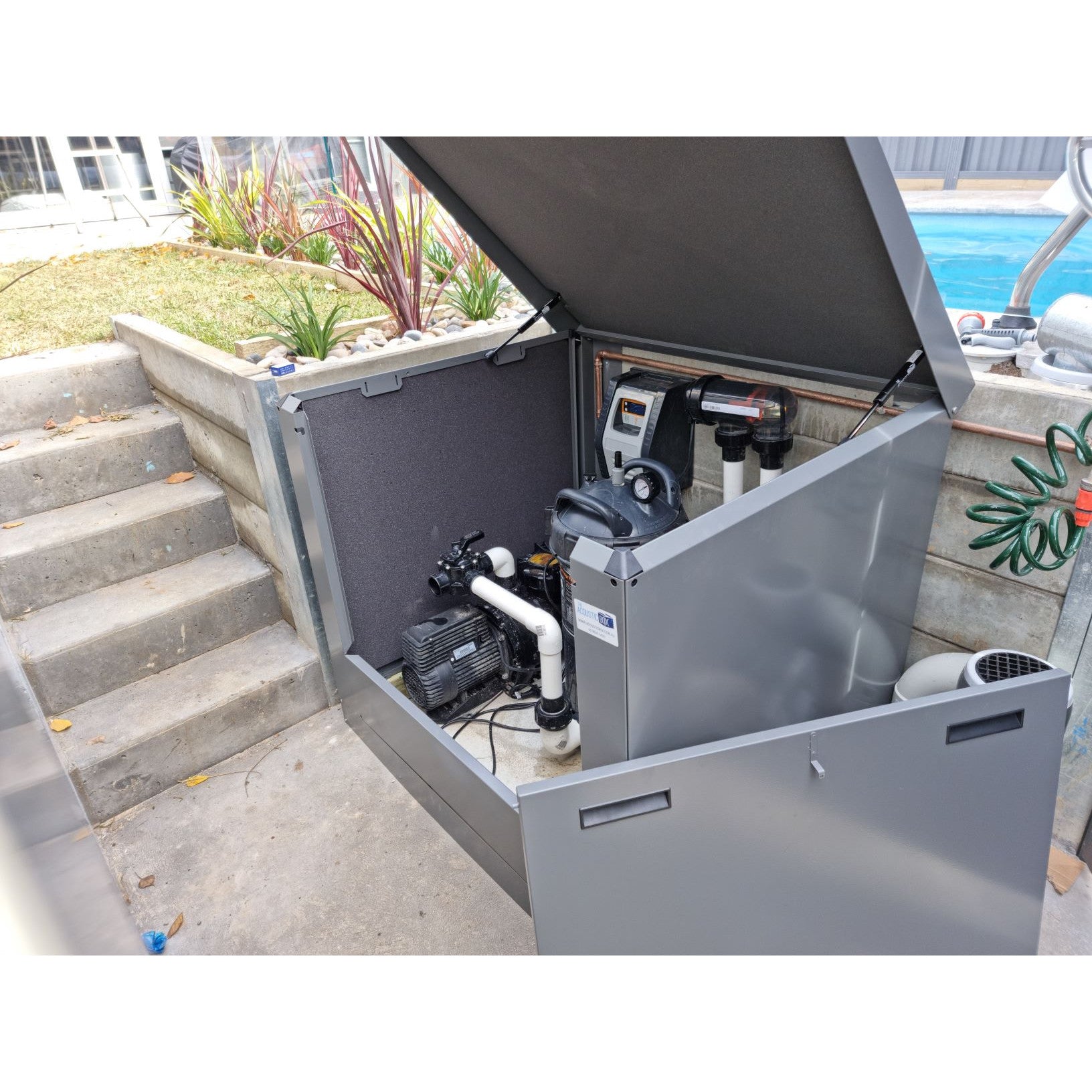 Pool Equipment Enclosure Two Compartments 2 x 900 Wide